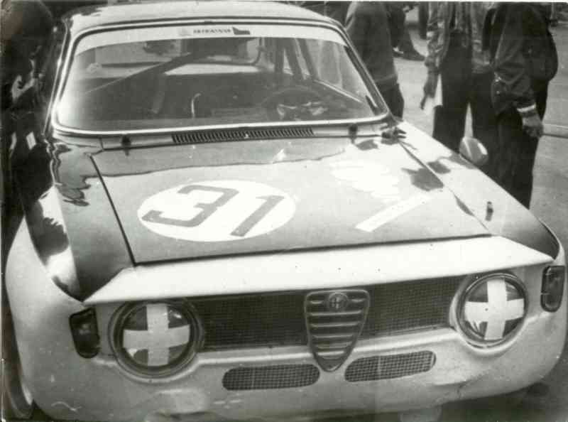 Alfa Romeo GTA Junior (A. Tvrdý).jpg