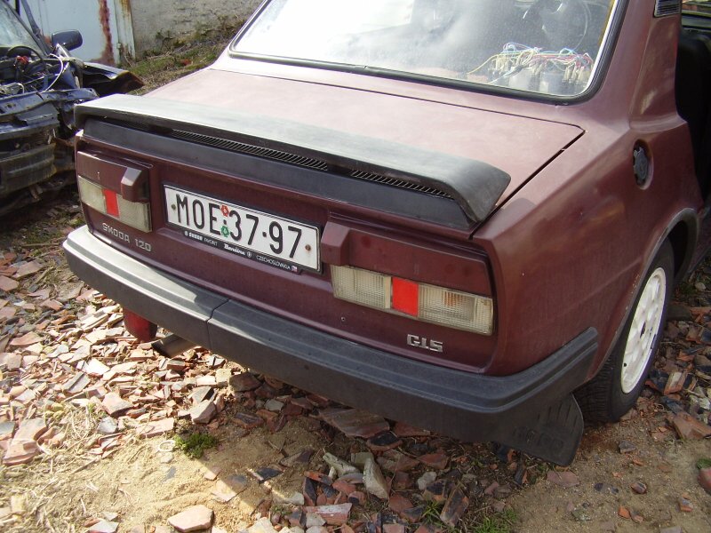 Dal vkend na zkladn